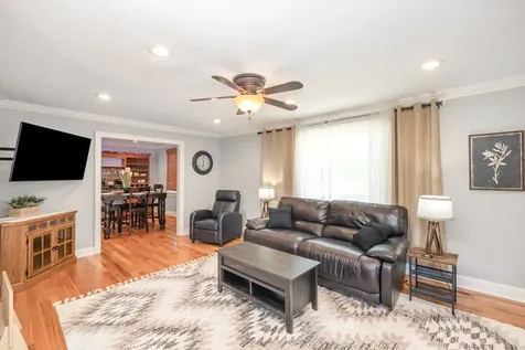 1108 Lakeview Drive Ashland City TN 37015