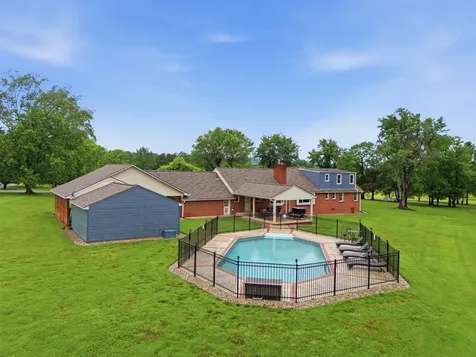 1108 Lakeview Drive Ashland City TN 37015