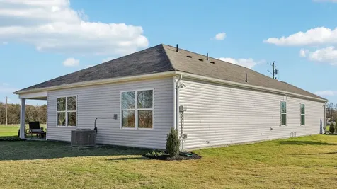 1728 Savannah Pass Lewisburg TN 37091