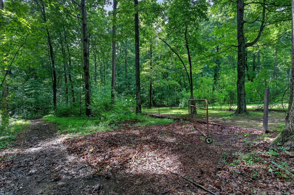 2025 Old Bon Air Road Sparta TN 38583