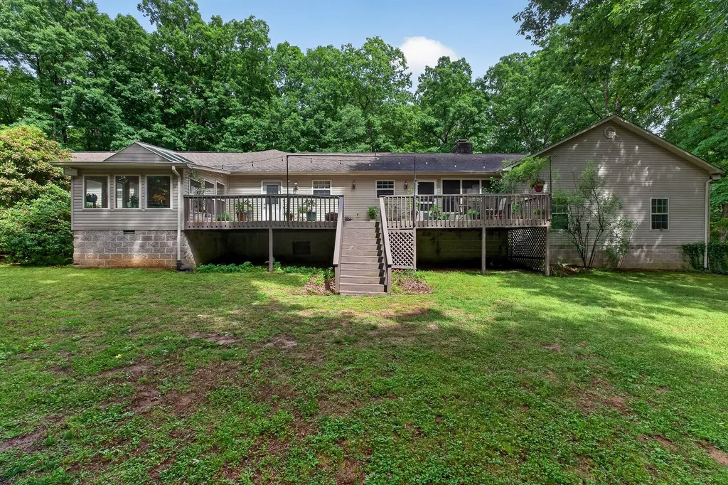 2025 Old Bon Air Road Sparta TN 38583