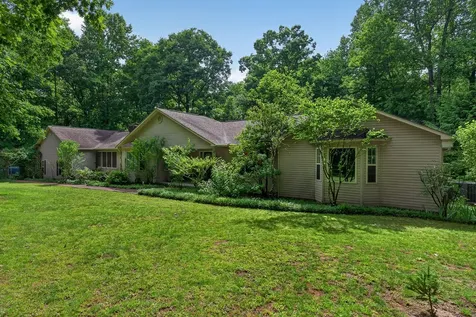 2025 Old Bon Air Road Sparta TN 38583