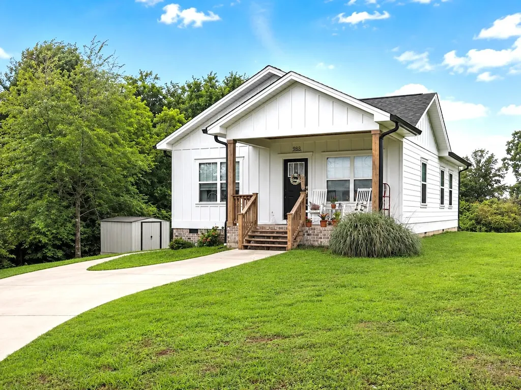988 Johnson Boulevard, SE Cleveland TN 37311