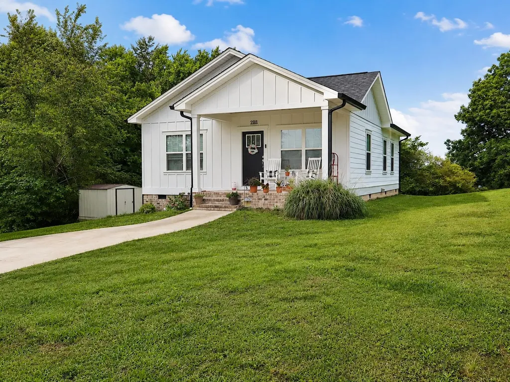 988 Johnson Boulevard, SE Cleveland TN 37311