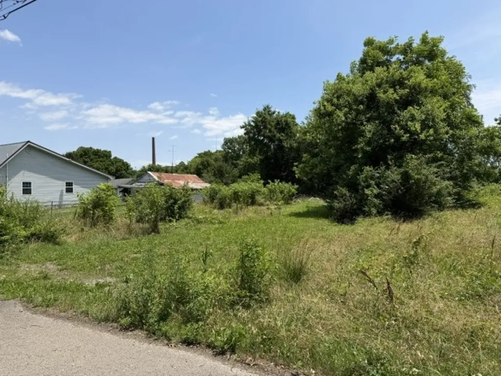 606 Kiwanis Avenue Fayetteville TN 37334