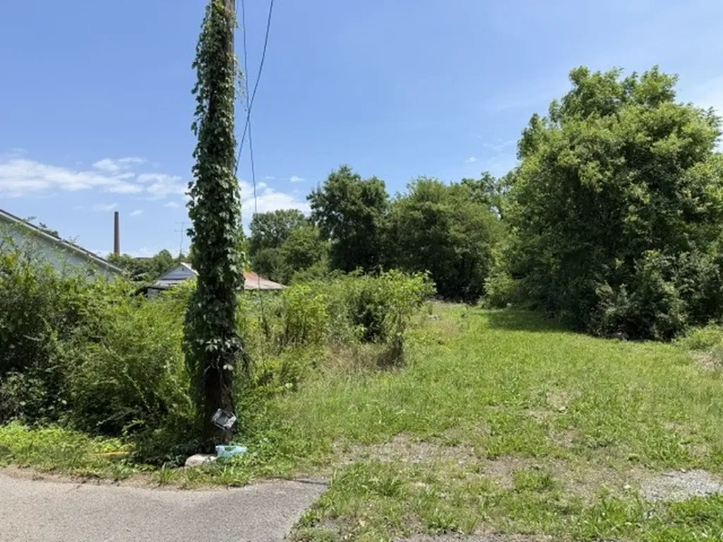 606 Kiwanis Avenue Fayetteville TN 37334