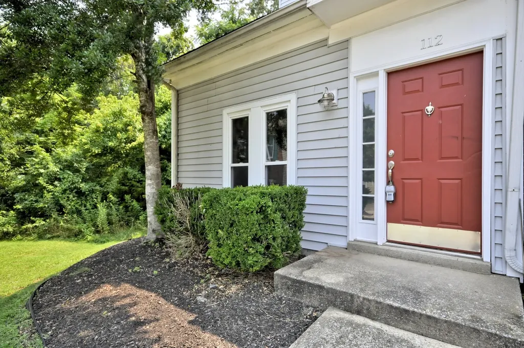 112 Azalea Court Clarksville TN 37042