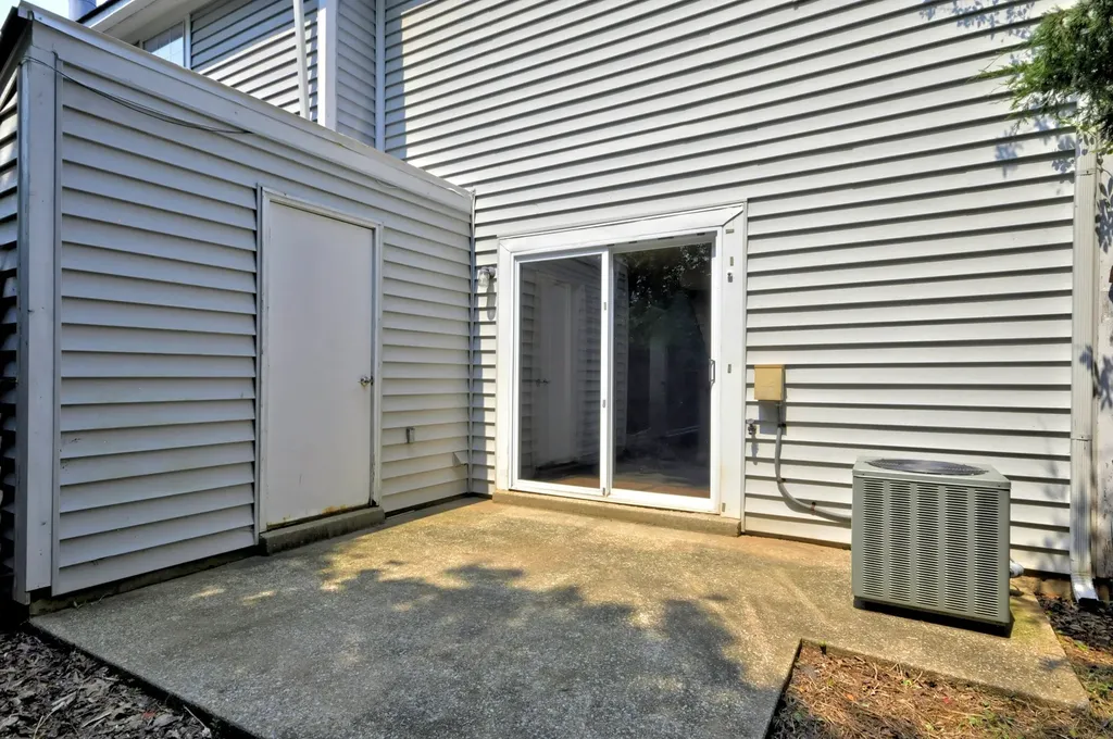 112 Azalea Court Clarksville TN 37042