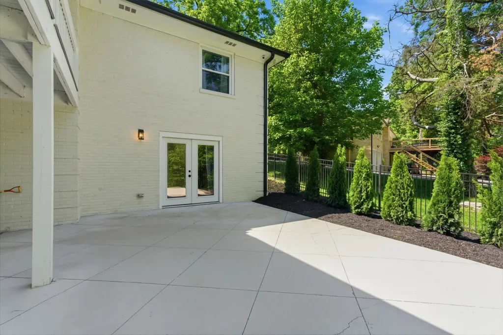 5433 Hill Road Circle Nashville TN 37220