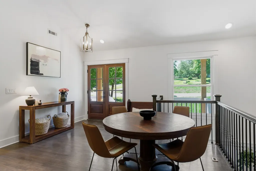 5433 Hill Road Circle Nashville TN 37220