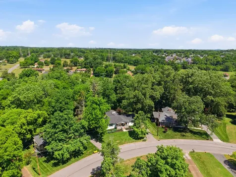 5433 Hill Road Circle Nashville TN 37220