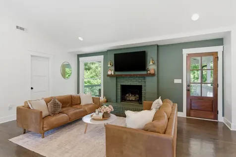 5433 Hill Road Circle Nashville TN 37220