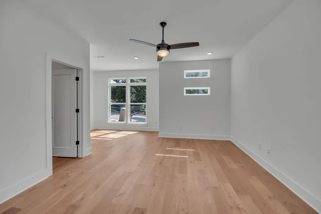 1117A 38th Ave, N Nashville TN 37209