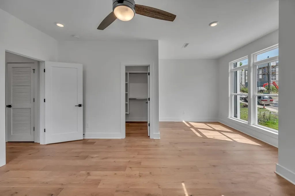 1117A 38th Ave, N Nashville TN 37209