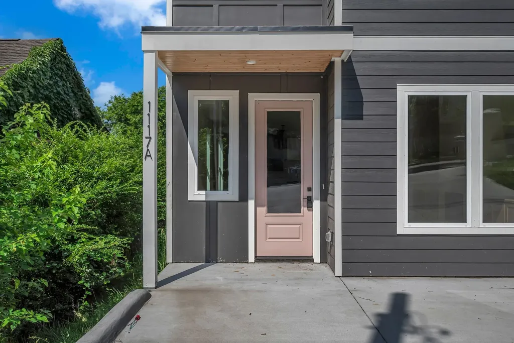 1117A 38th Ave, N Nashville TN 37209