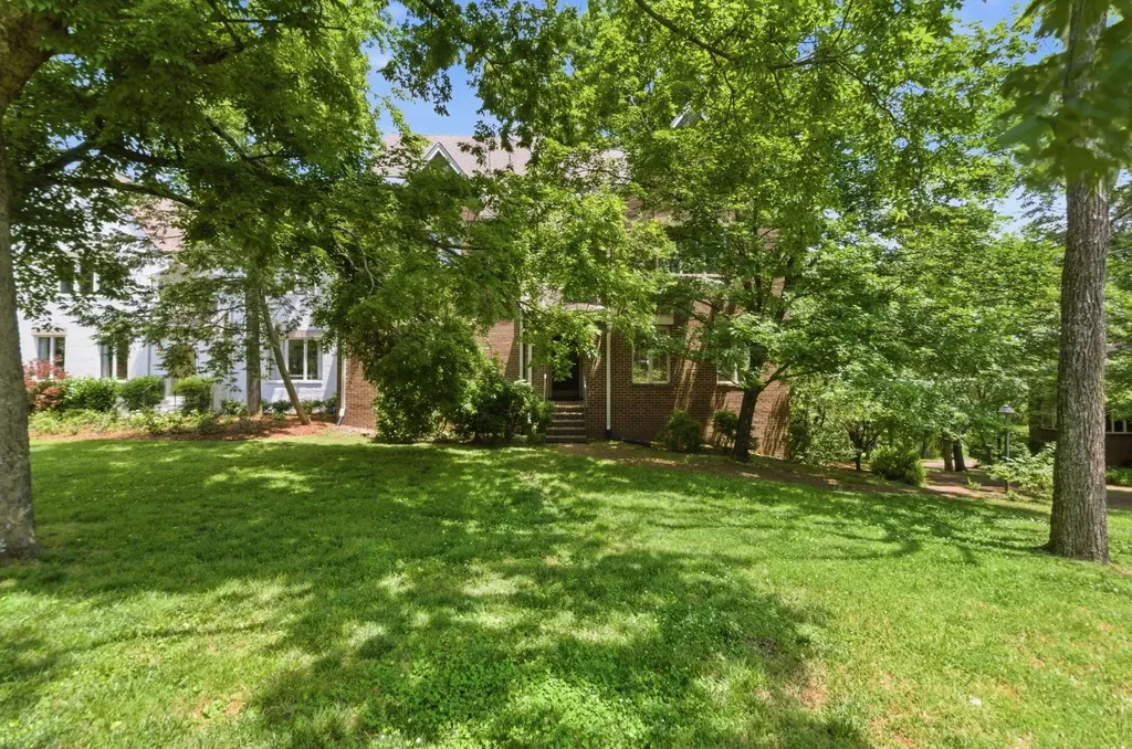 3510 Stokesmont Road Nashville TN 37215