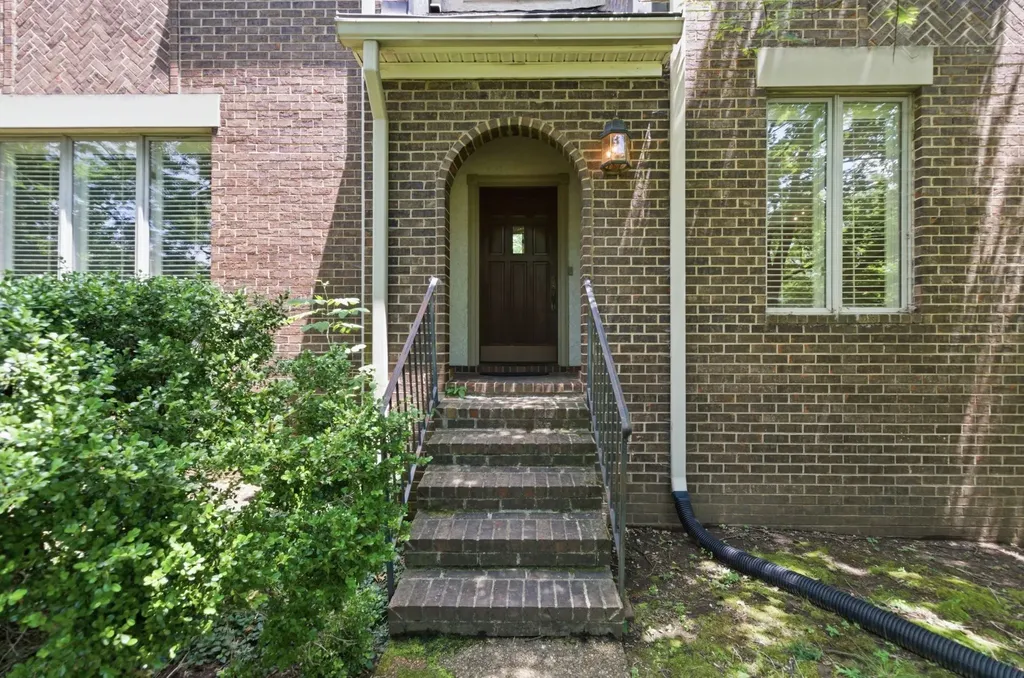 3510 Stokesmont Road Nashville TN 37215