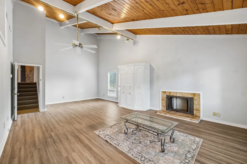 101 Holly Forest Nashville TN 37221