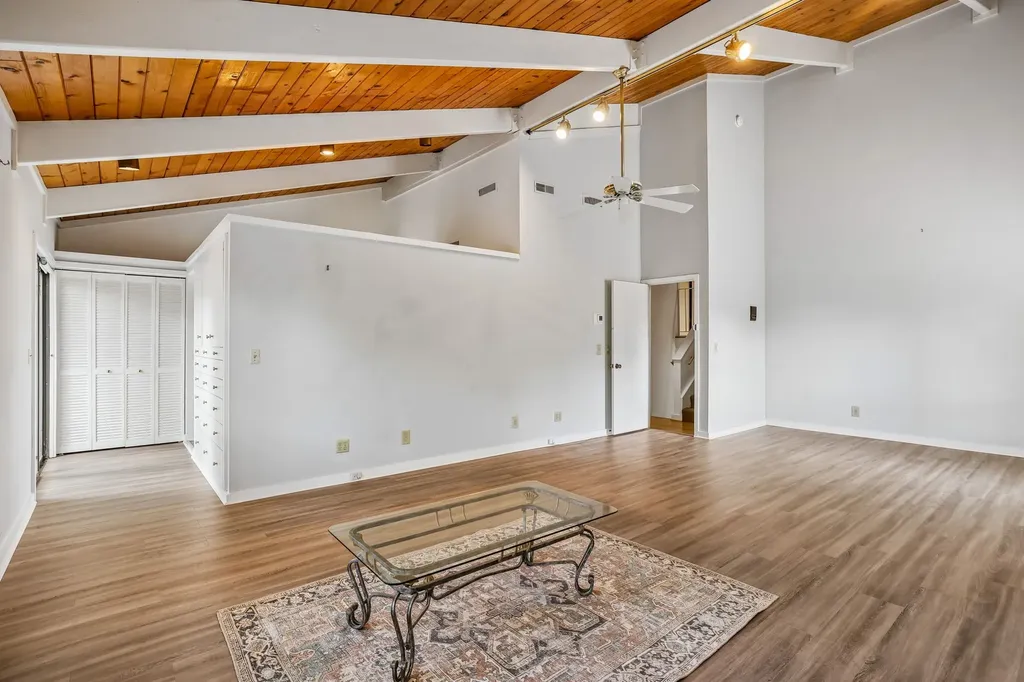 101 Holly Forest Nashville TN 37221