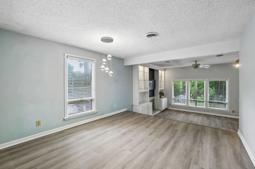 101 Holly Forest Nashville TN 37221