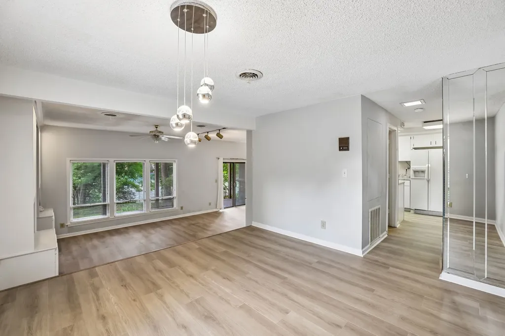 101 Holly Forest Nashville TN 37221