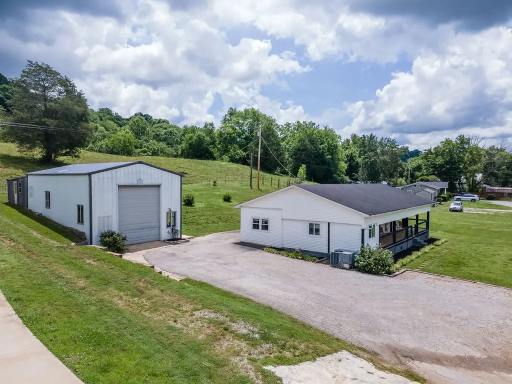 5492 Columbia Highway Pulaski TN 38478