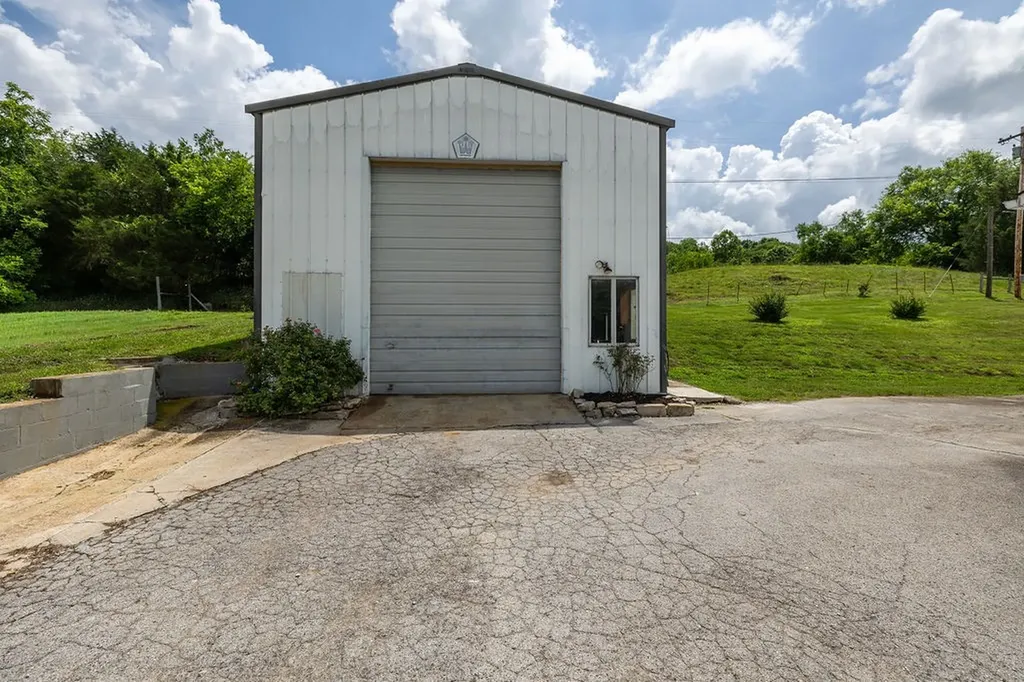 5492 Columbia Highway Pulaski TN 38478