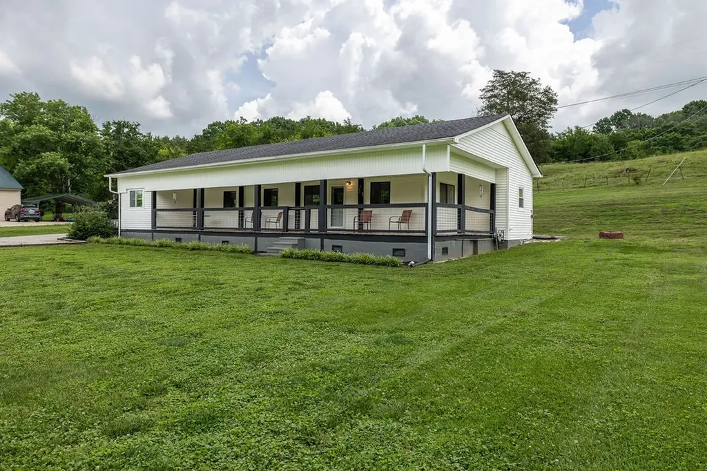 5492 Columbia Highway Pulaski TN 38478