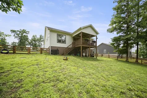 212 Cherokee Drive White Bluff TN 37187