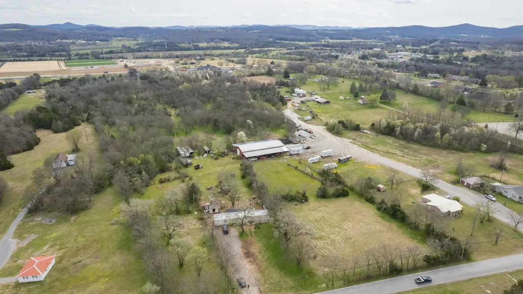 3121 Old Murfreesboro Road, W Lebanon TN 37090
