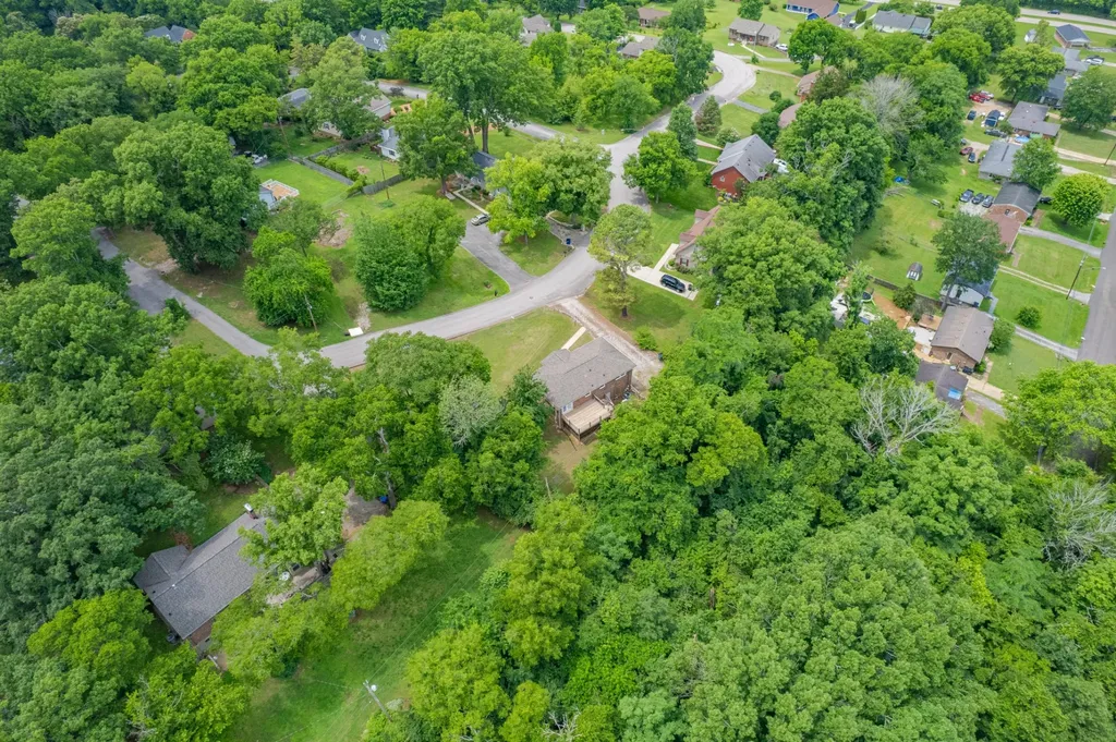 402 Winding Way Columbia TN 38401