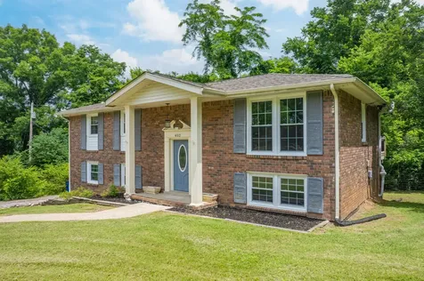 402 Winding Way Columbia TN 38401
