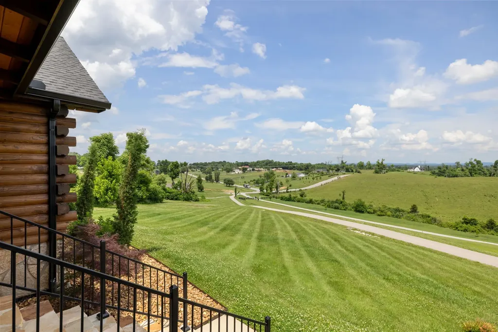 1782 Blackburn Lane Spring Hill TN 37174