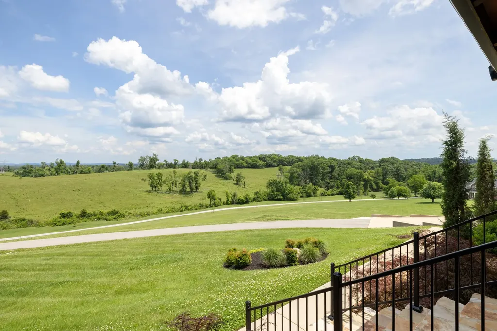 1782 Blackburn Lane Spring Hill TN 37174