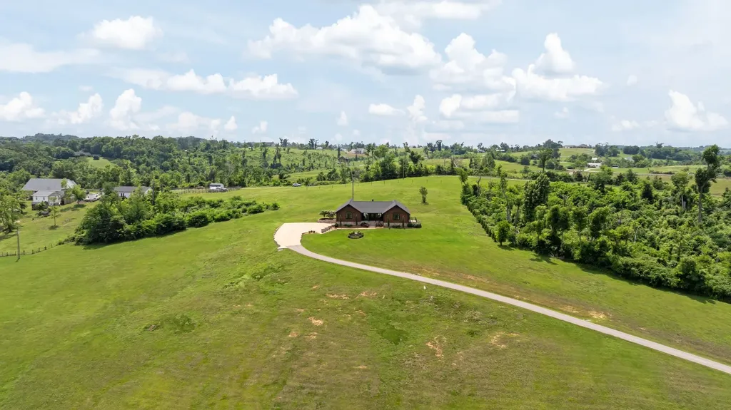 1782 Blackburn Lane Spring Hill TN 37174