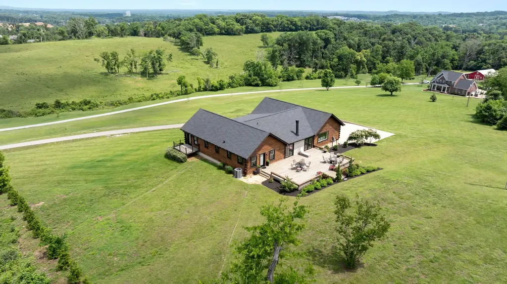 1782 Blackburn Lane Spring Hill TN 37174