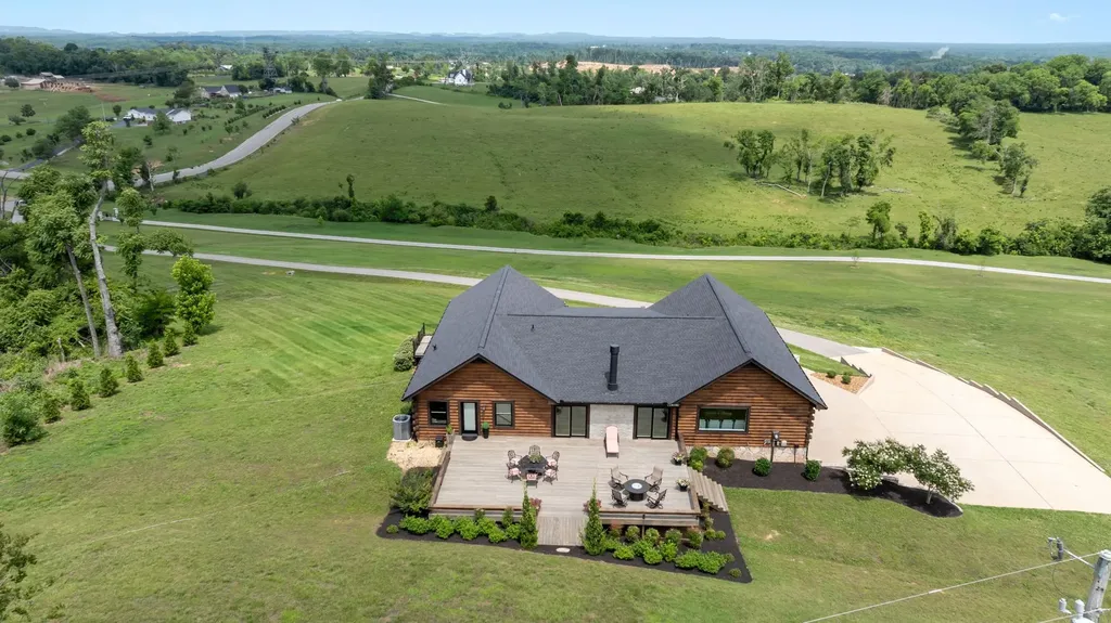 1782 Blackburn Lane Spring Hill TN 37174