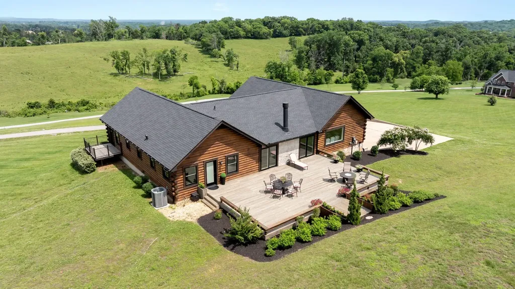 1782 Blackburn Lane Spring Hill TN 37174