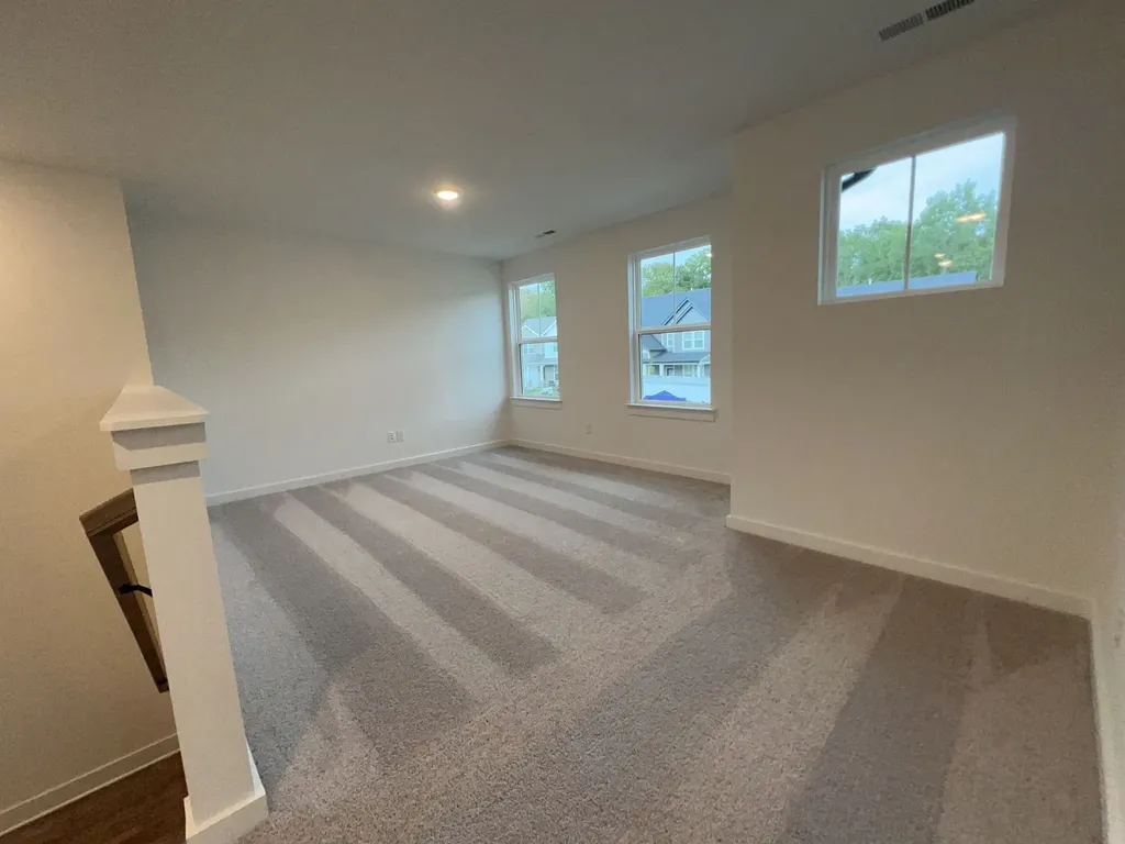 165 Cavalcade Loop Gallatin TN 37066