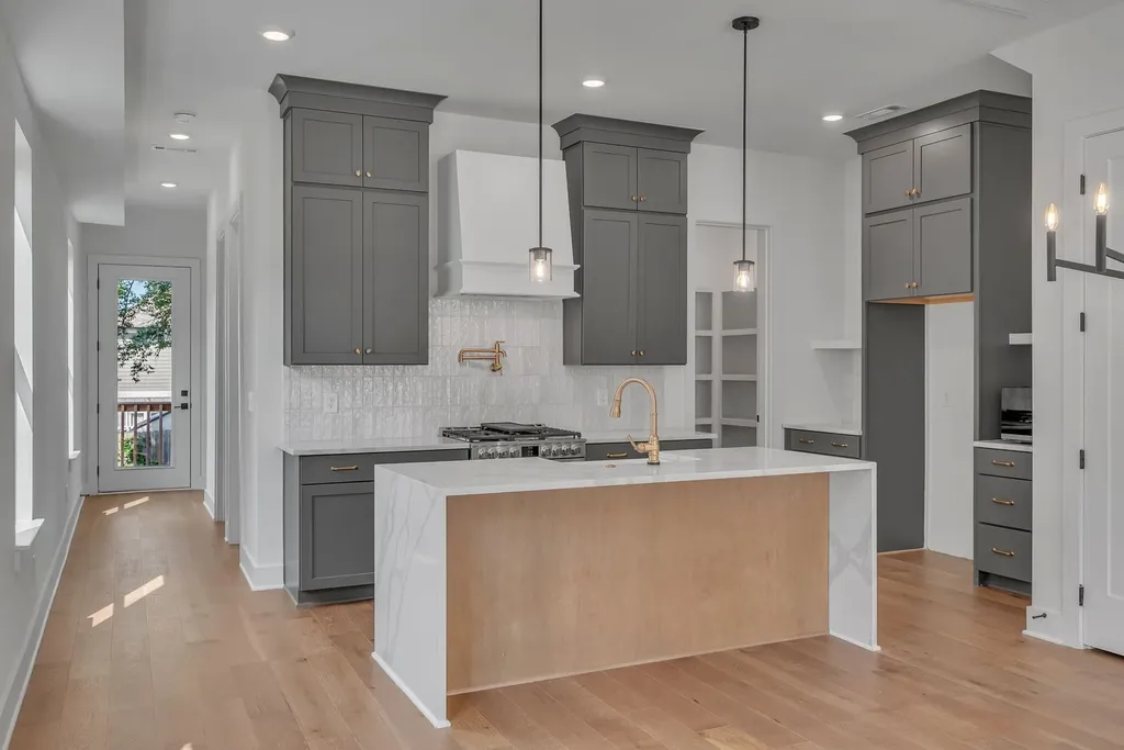 1117B 38th Avenue N Nashville TN 37209