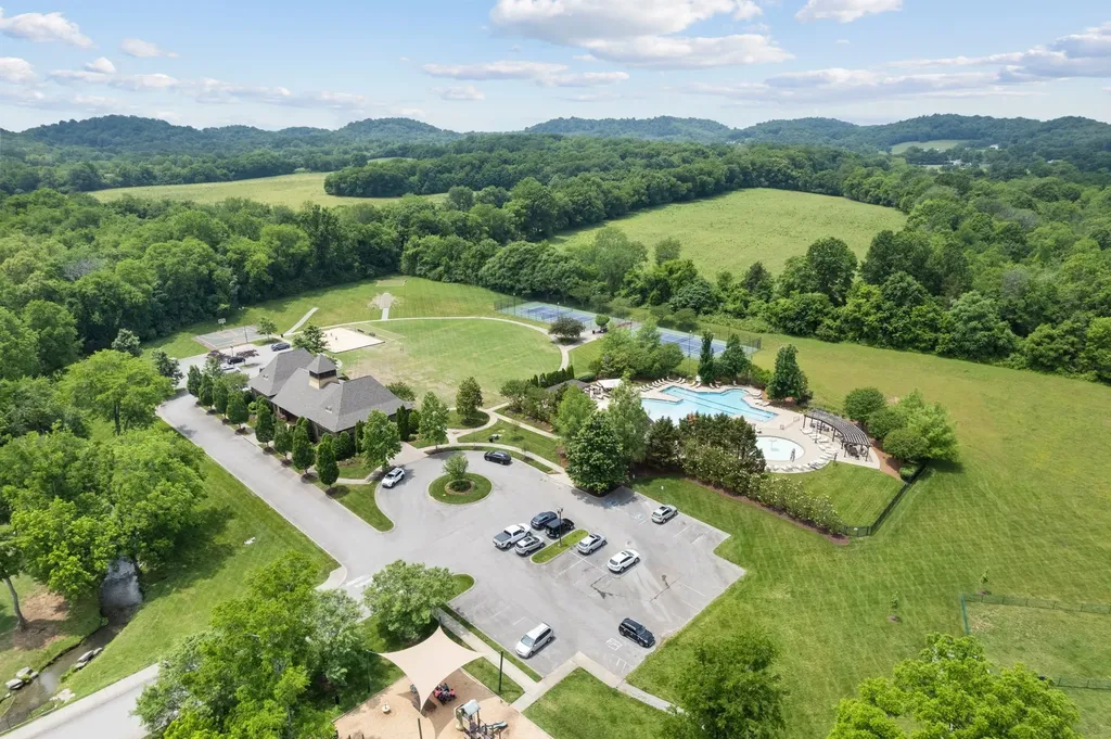 3833 Somers Lane Thompsons Station TN 37179
