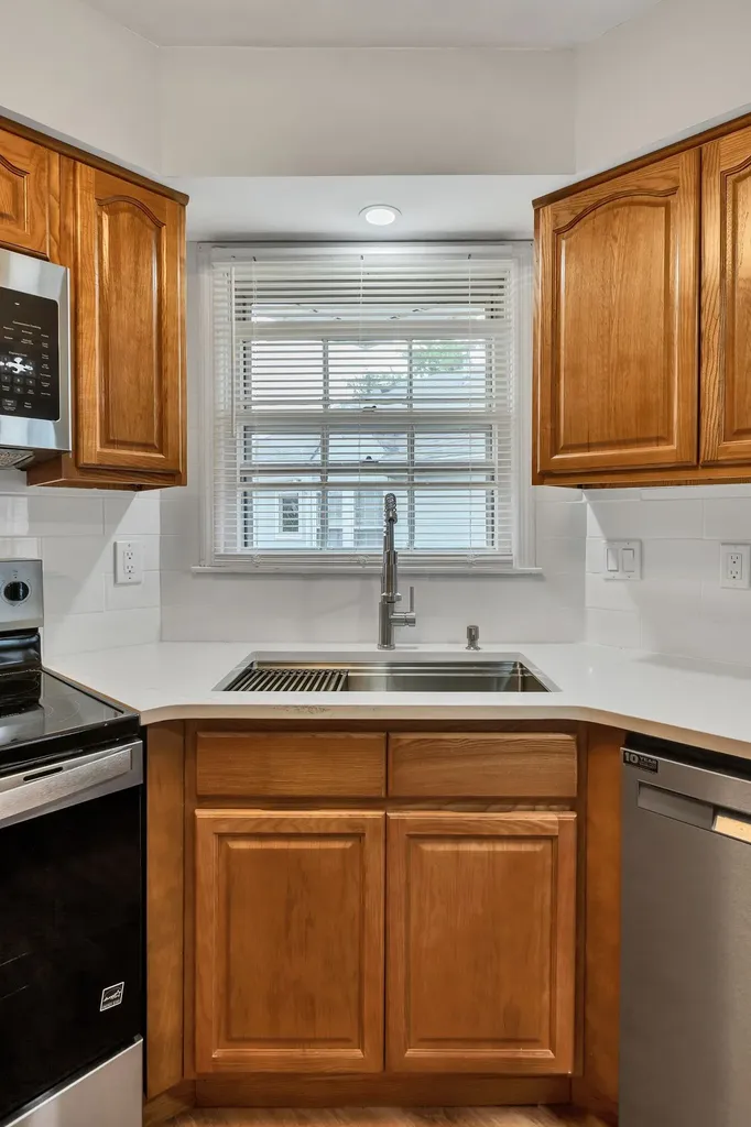 2135 Acklen Avenue Nashville TN 37212