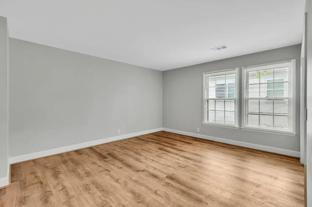 2135 Acklen Avenue Nashville TN 37212