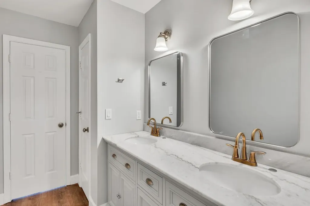 2135 Acklen Avenue Nashville TN 37212
