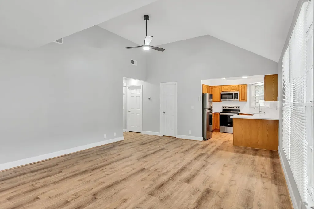 2135 Acklen Avenue Nashville TN 37212