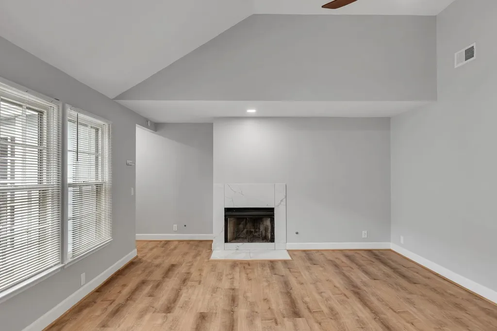 2135 Acklen Avenue Nashville TN 37212