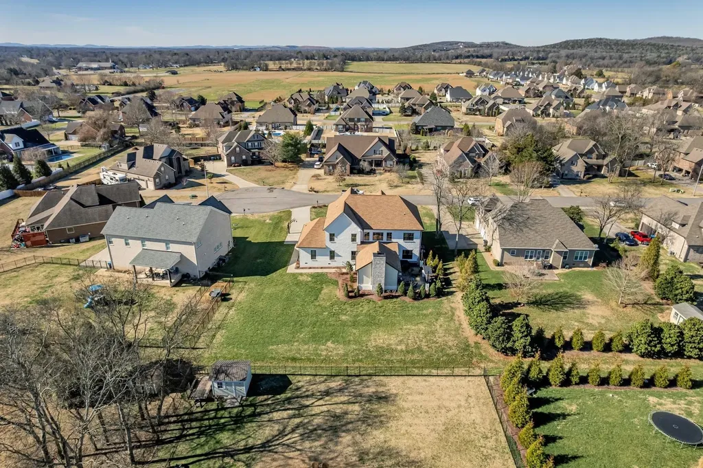 123 Hayfield Court Lascassas TN 37085