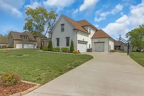123 Hayfield Court Lascassas TN 37085
