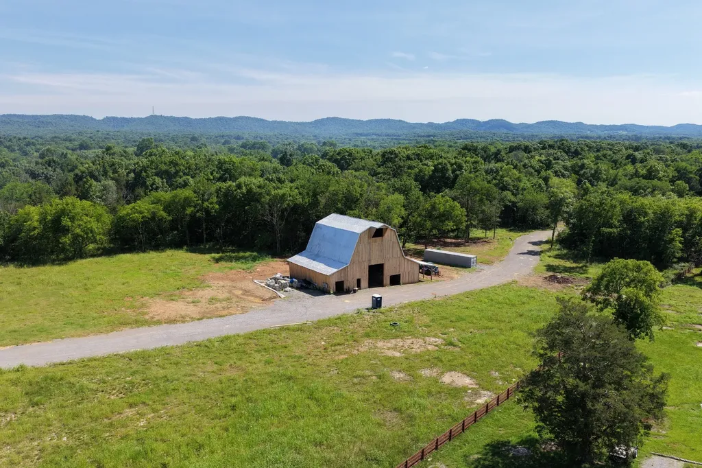 10400 Manchester Pike Christiana TN 37037