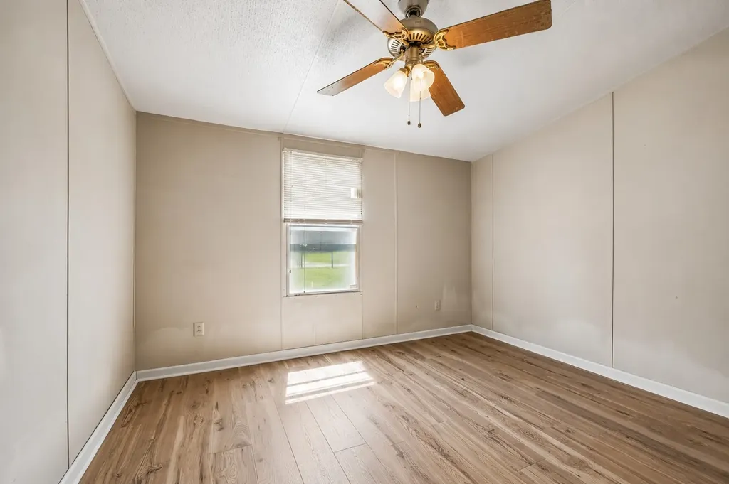1286 Harsh Lane Castalian Springs TN 37031